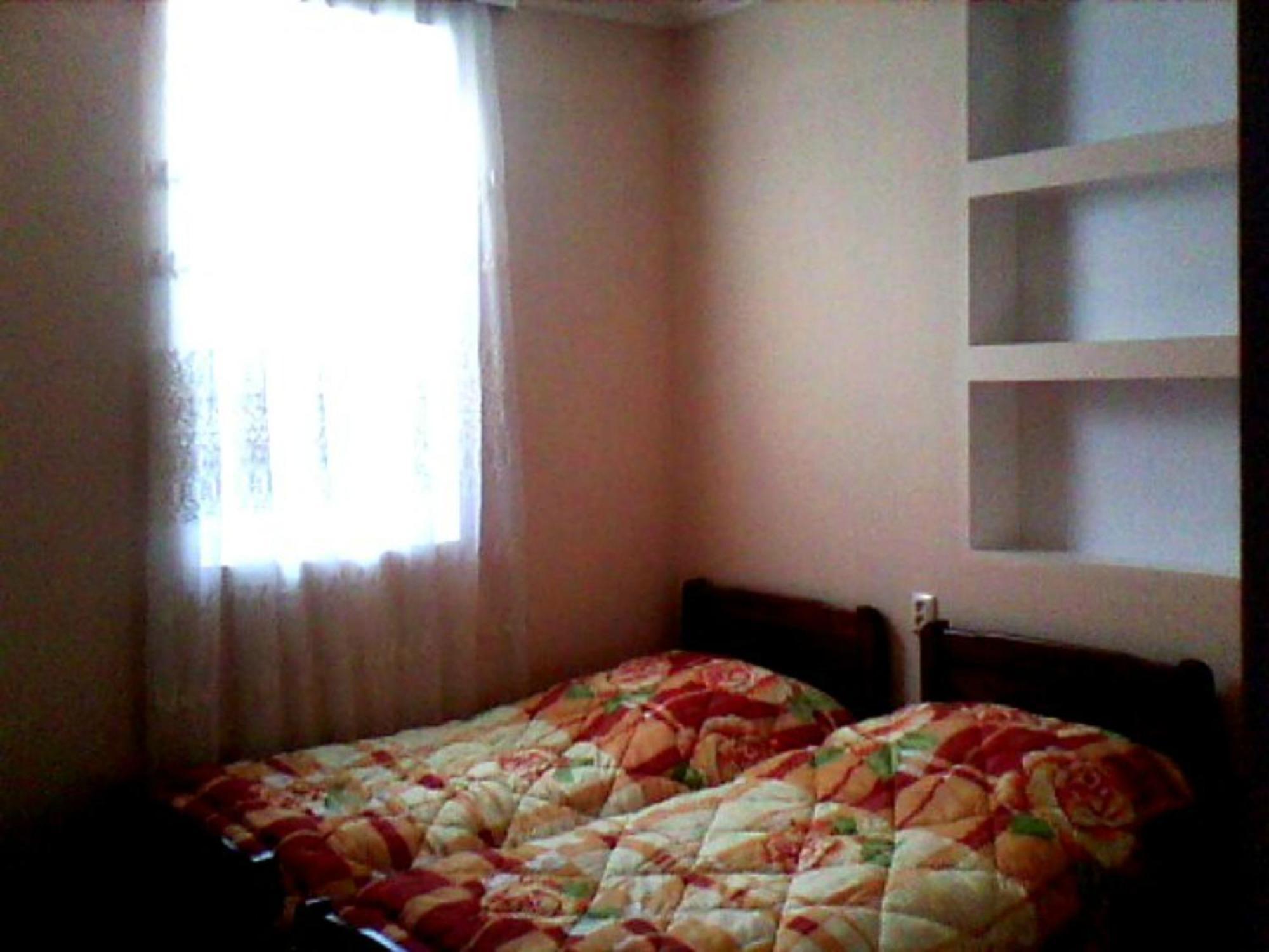 White Guest House Batumi Ngoại thất bức ảnh