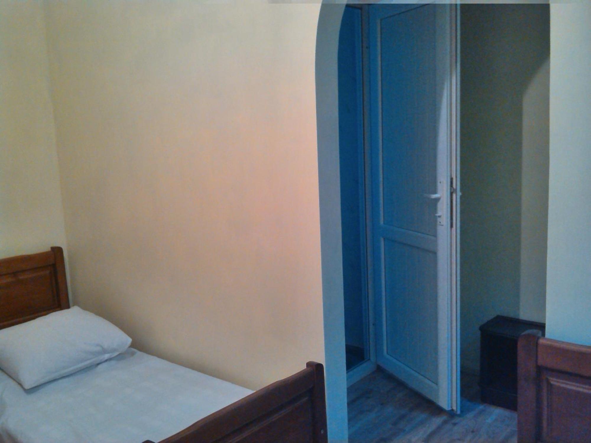 White Guest House Batumi Ngoại thất bức ảnh