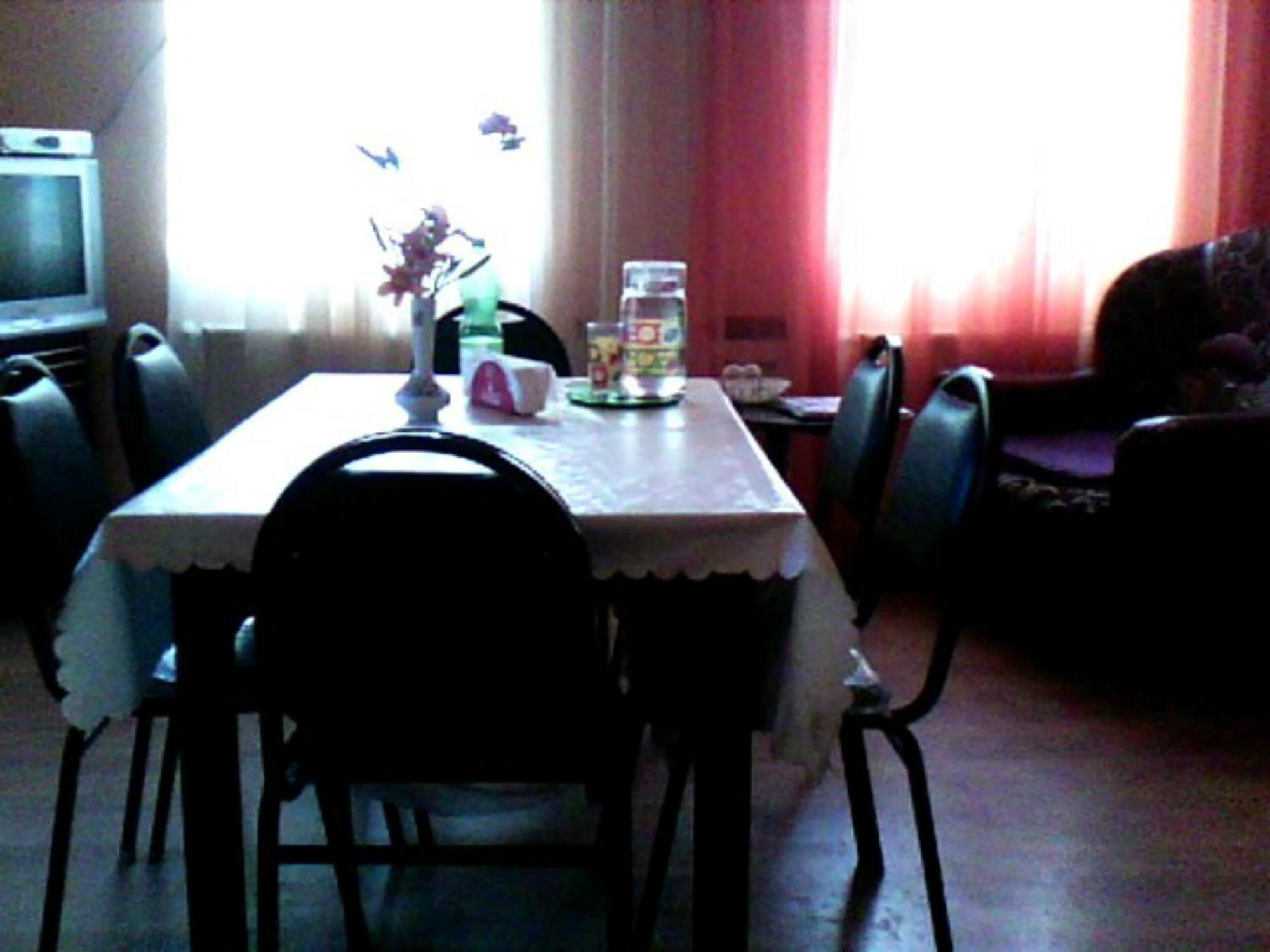White Guest House Batumi Ngoại thất bức ảnh
