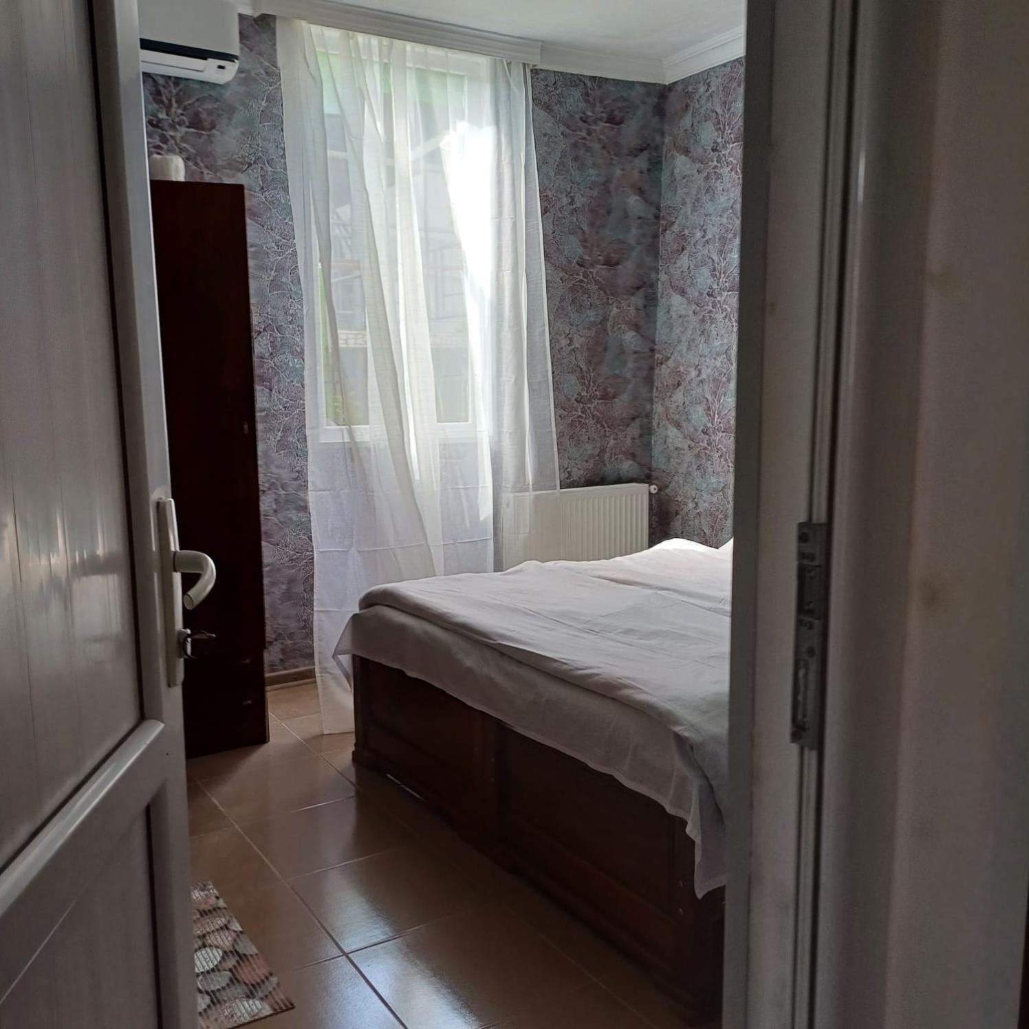 White Guest House Batumi Phòng bức ảnh