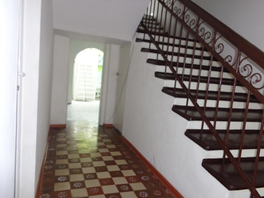 White Guest House Batumi Phòng bức ảnh