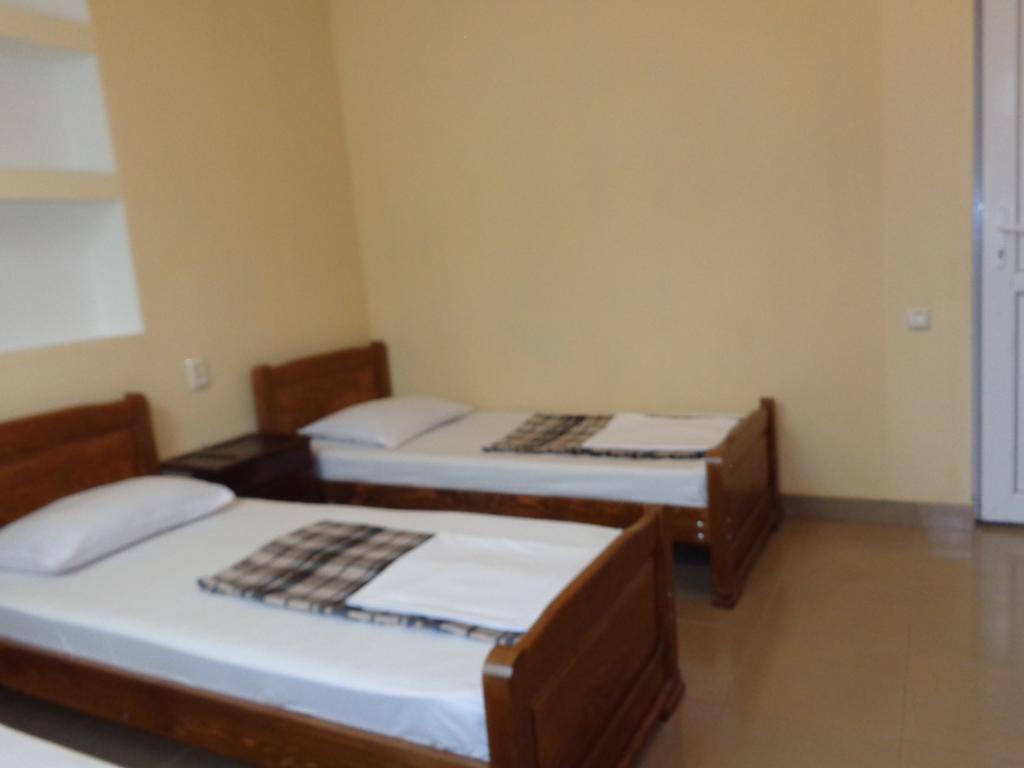 White Guest House Batumi Phòng bức ảnh