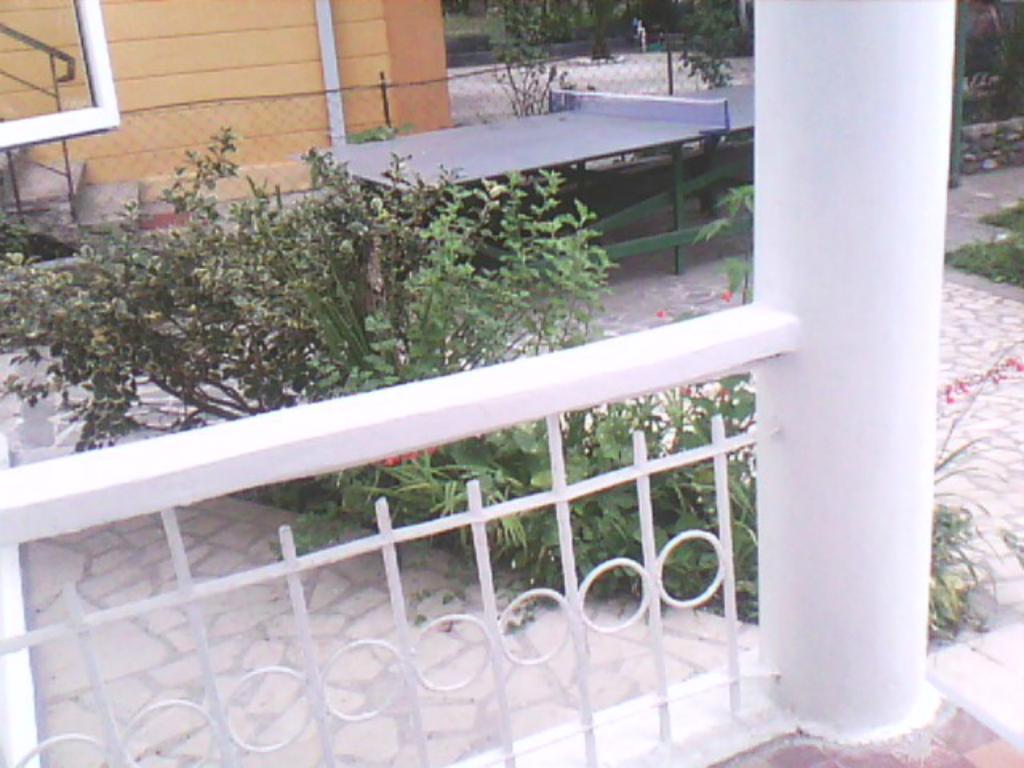 White Guest House Batumi Phòng bức ảnh